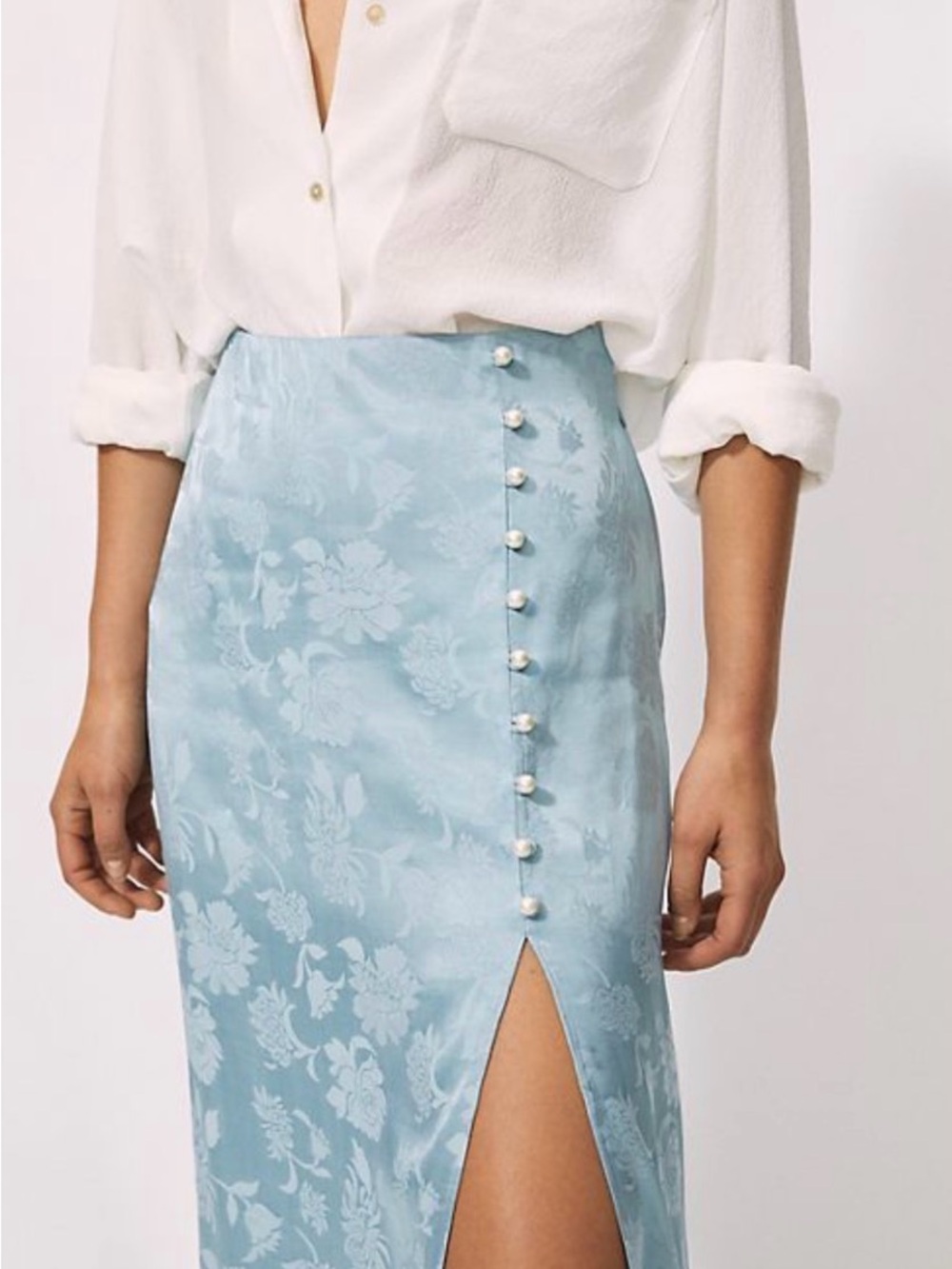 Aritzia Wilfred baby blue Maxi A-Line Skirt with Slit size M